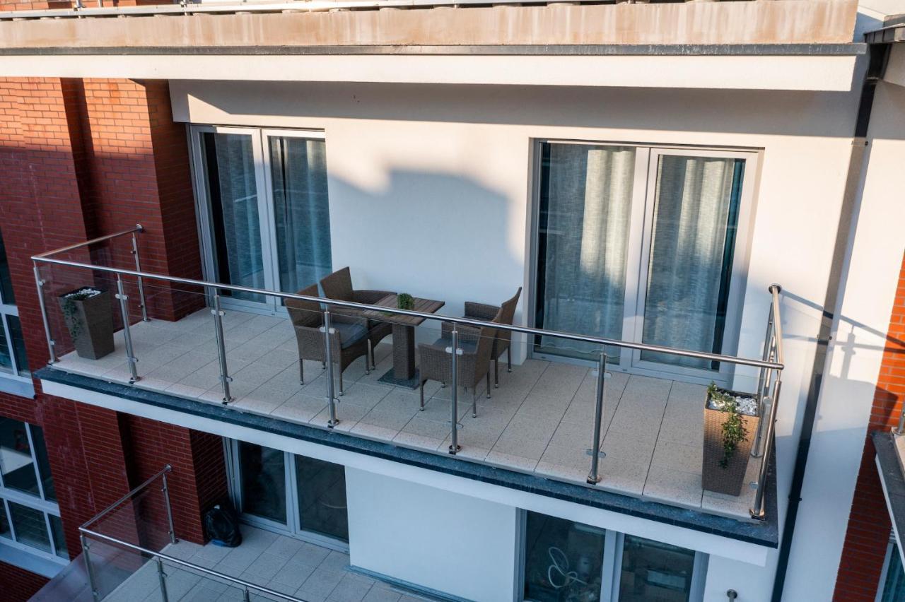 Apartament 7M Z Basenem W Jednym Budynku Klifowa Rewal Bon Turystyczny !!! Free Private Parking Esterno foto